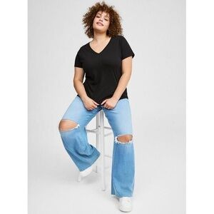 NWOT‎ Torrid Girlfriend V-Neck Tee 1X